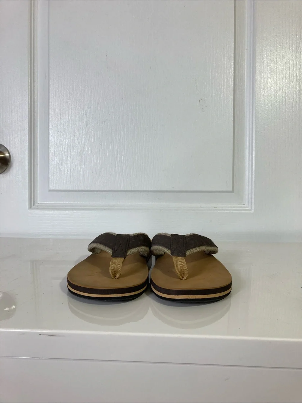 MANN Sandals Men 10.5 Brown Thong